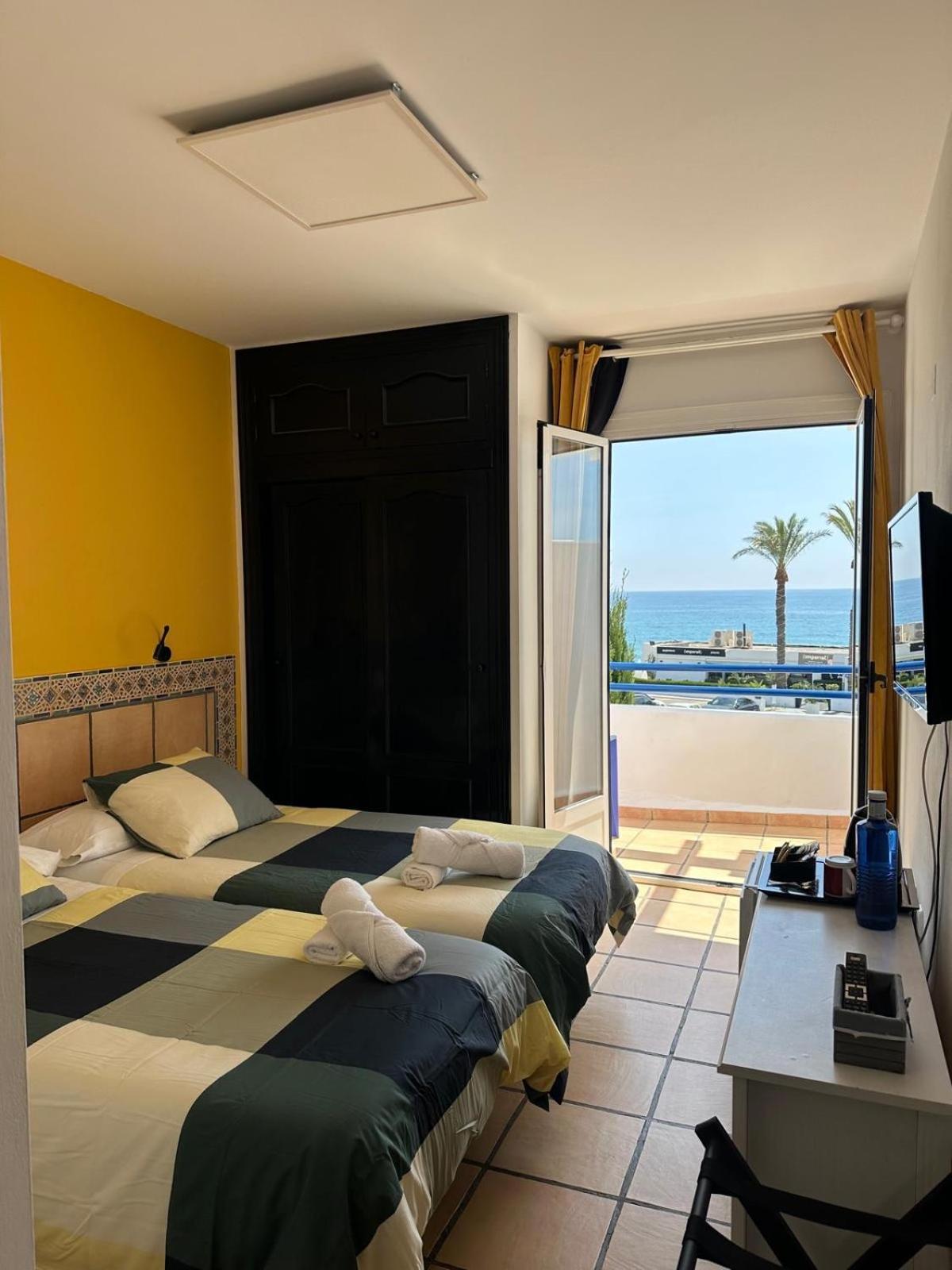 Ss Habitaciones Turisticas Vistas Al Mar Мохакар Екстериор снимка